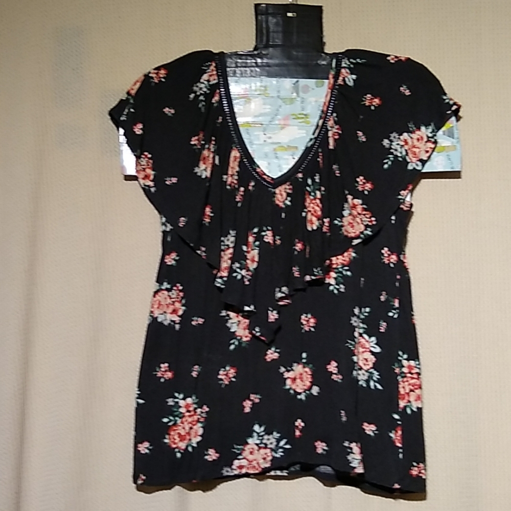 Torrid floral print blouse